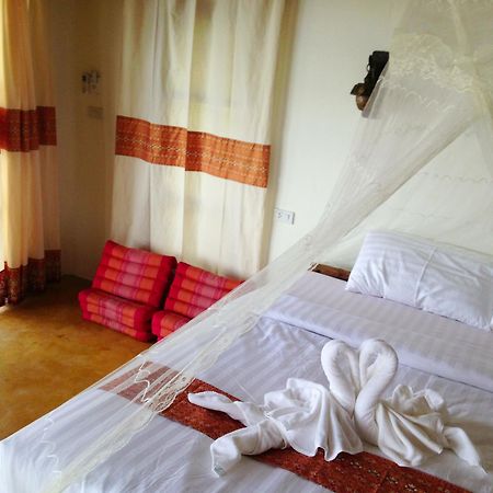 Ko Lanta Nautilus Right On The Beach Resort المظهر الخارجي الصورة