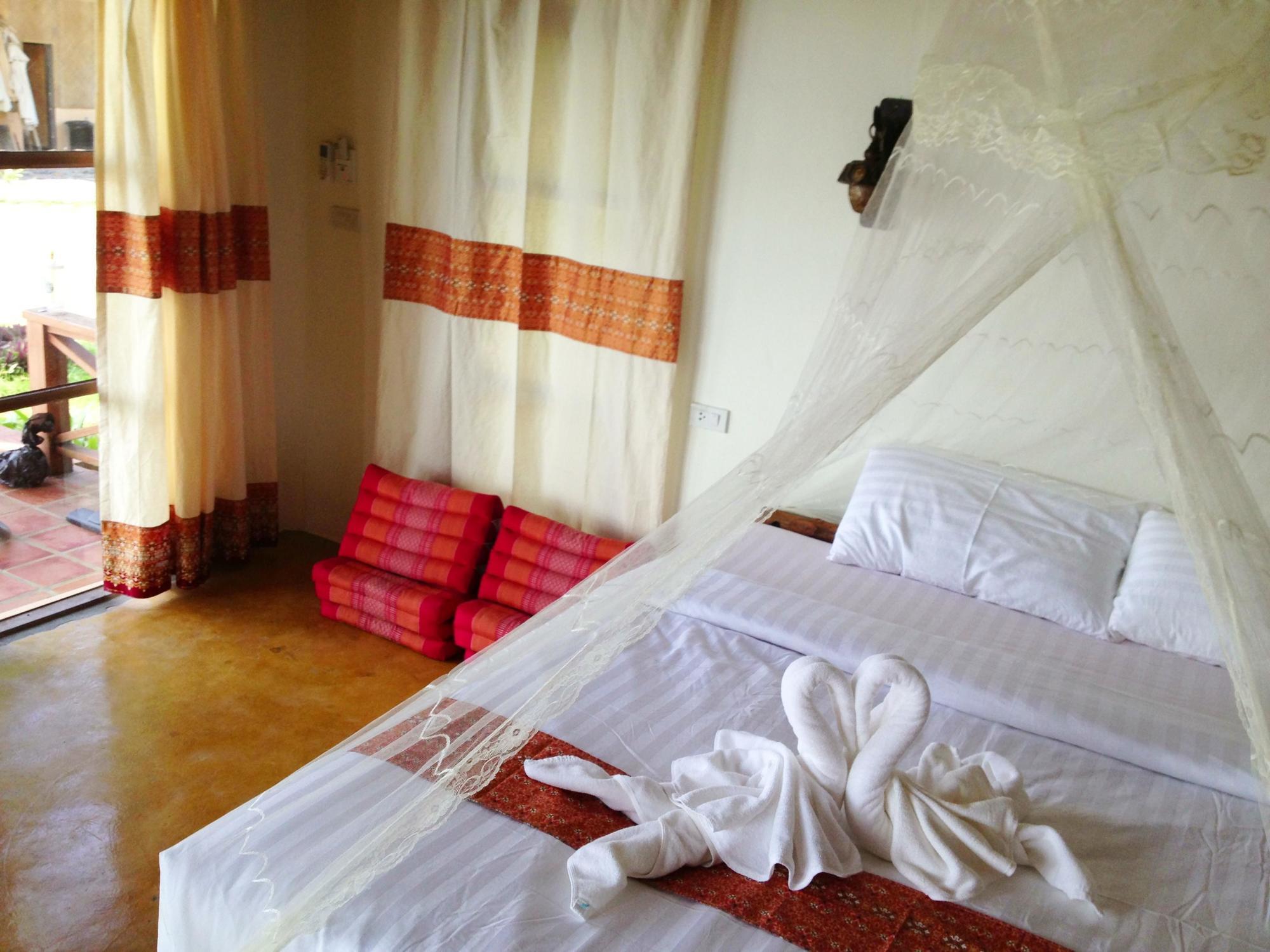 Ko Lanta Nautilus Right On The Beach Resort المظهر الخارجي الصورة